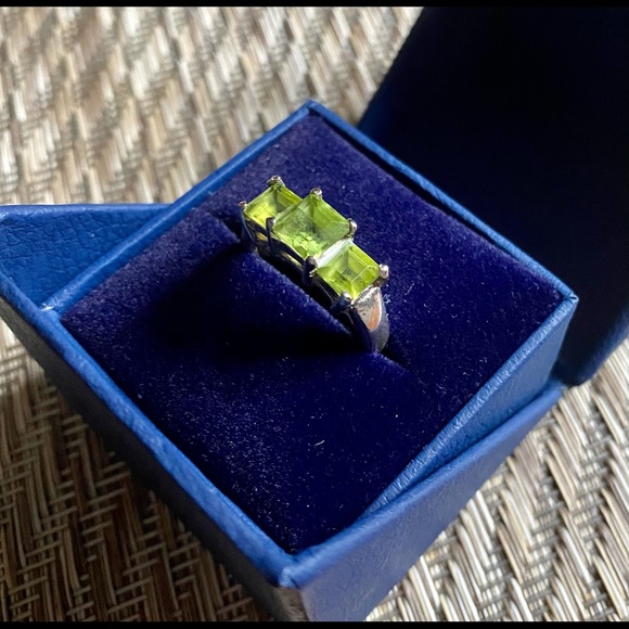 Jewelry - Peridot and Sterling Silver Emerald Cut Ring Sz 7